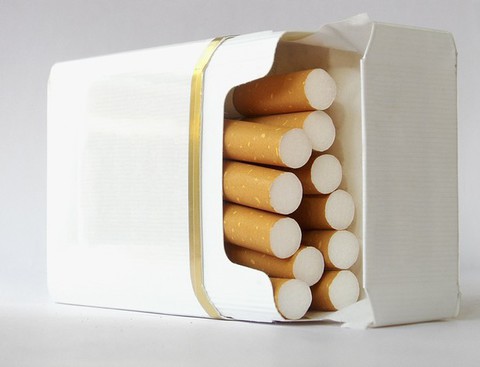 Cigarettes in plain packaging less appealing to smokers