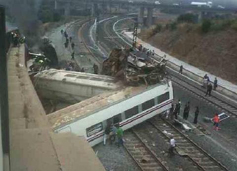Co najmniej 80 zabitych w katastrofie kolejowej w Hiszpanii