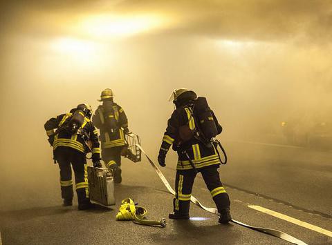 Norway tunnel fire sends 55 to hospital