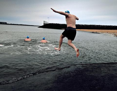 Holendrzy: 'Polacy nie potrafią pływać'