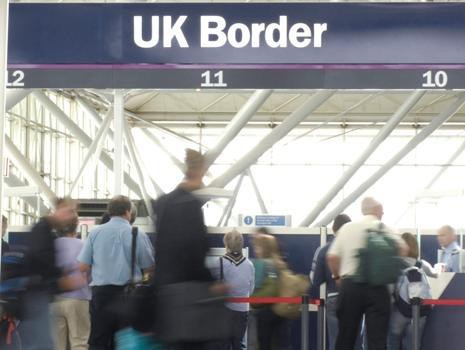 60 percent say immigration is hurting UK