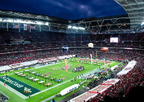 Wembley postara się o Super Bowl
