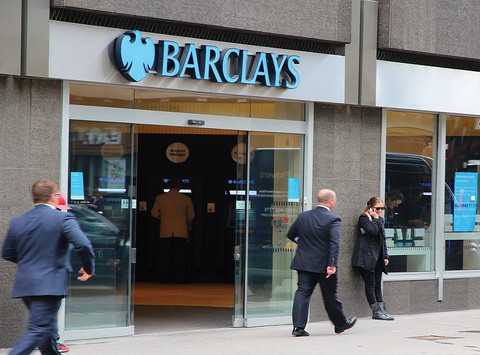Barclays opuszcza bogatych klientów