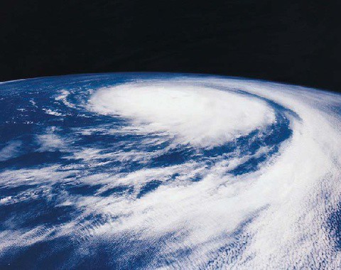 Cyclone Phailin: Mass evacuations in eastern India