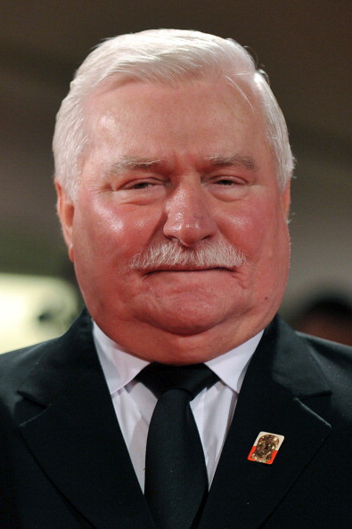 Walesa says he was 'knocked about' by British customs