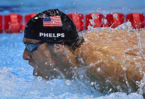 Phelps wrócił do treningów pływackich!
