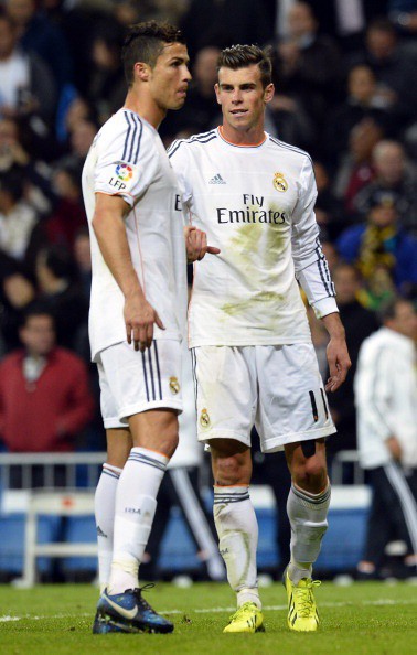 Primera Liga: Gareth Bale scores twice as Real Madrid beat Sevilla 7-3 at Bernabeu