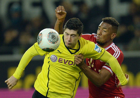 Bayern Munich on top in Germany after Borussia Dortmund rout