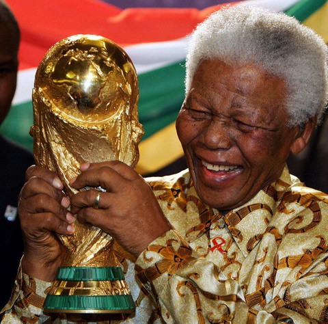 Cały piłkarski świat pożegnał Nelsona Mandelę