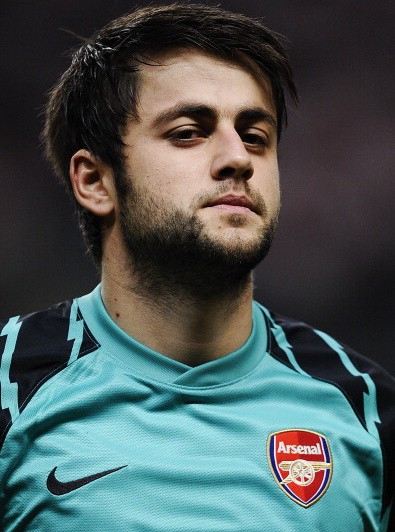Fabianski considering move to Schalke as Germans look to replace Hildebrand