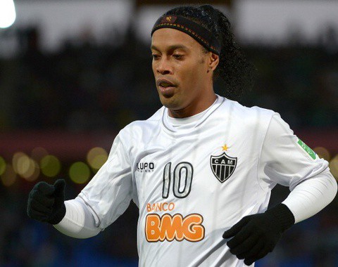 Ronaldinho nie wraca do Europy!