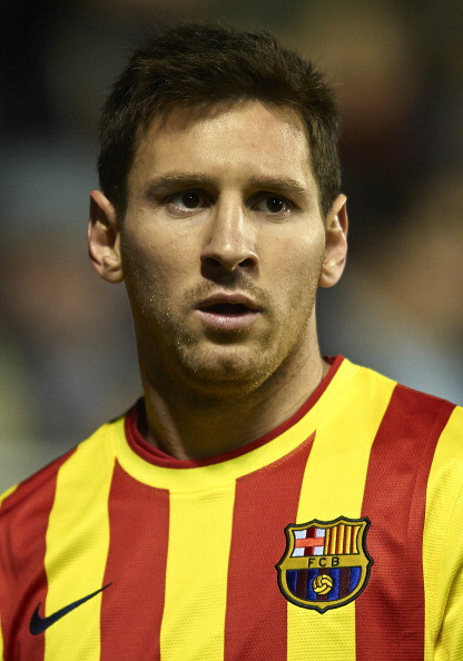 Messi stayes in Barcelona