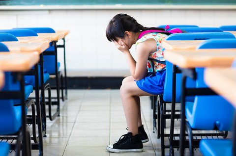 Dziewczynki w żeńskich szkołach pod większą presją emocjonalną