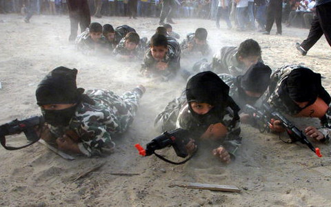 Londyn: Nauczyciel organizował "armię dzieci dżihadu"