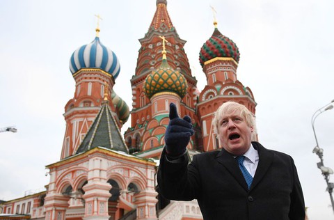 Po ataku na Skripala brytyjski rząd rozważa stanowcze działania wobec Rosji