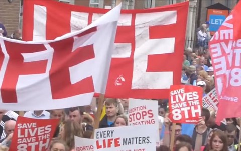 Irlandia: Demonstracja przeciwko liberalizacji prawa aborcyjnego
