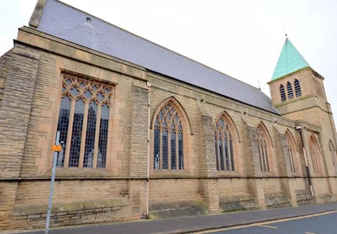 Zabytkowy kościół na sprzedaż za cenę połowy domu w Londynie