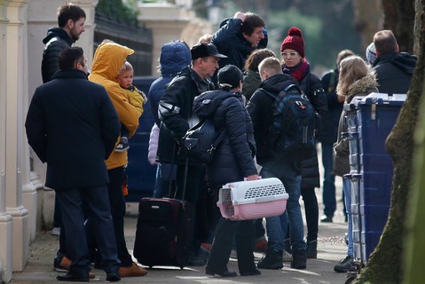 Russian diplomats leave UK