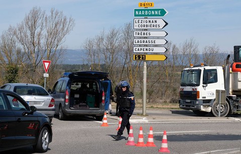 Man who took people hostage in French supermarket 'shot dead by police'