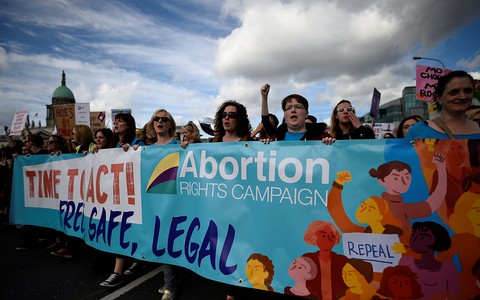 Referendum w sprawie aborcji w Irlandii odbędzie się 25 maja
