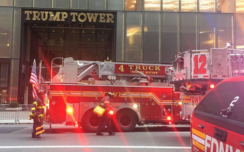 Pożar Trump Tower: Jedna osoba zginęła, czterech strażaków rannych 