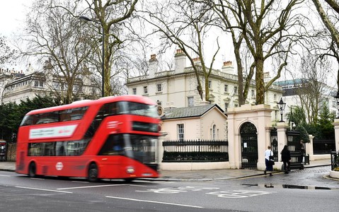 Ambasada Rosji w Londynie skarży się na brak informacji od Brytyjczyków