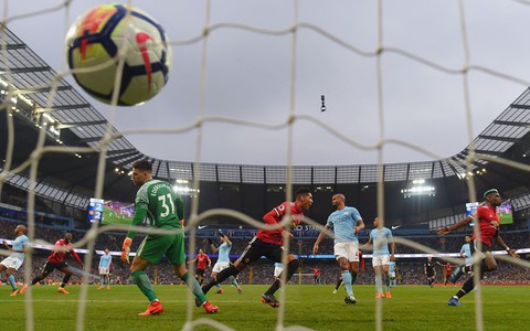 Manchester United 'put down a marker' by beating Manchester City