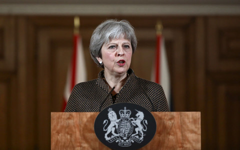 Theresa May wydała zgodę dla wojskowego uderzenia na Syrię