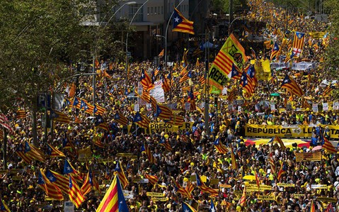 W Barcelonie domagano się uwolnienia zwolenników niepodległości Katalonii
