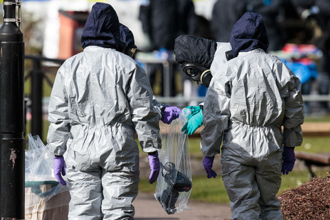 Brytyjski rząd: Nowiczok użyty w ataku na Skripala był w postaci płynnej