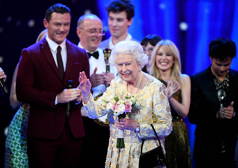 "Sto lat" dla brytyjskiej królowej. Koncert z gwiazdami