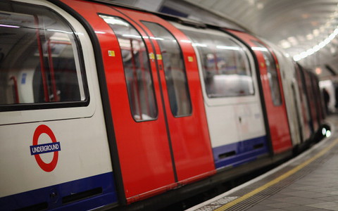 Londyn: Metro przejechało po ciele mężczyzny ponad 300 razy