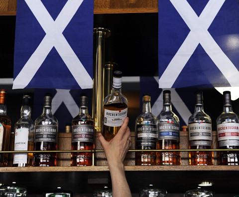 Szkocja pierwszym krajem, który podnosi cenę minimalną na alkohol 