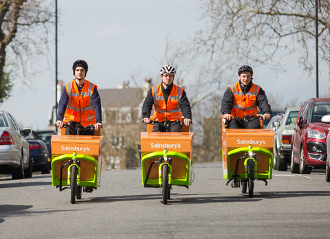 Sainsbury's rozpoczął w Londynie dostawy do domu na elektrycznych rowerach 