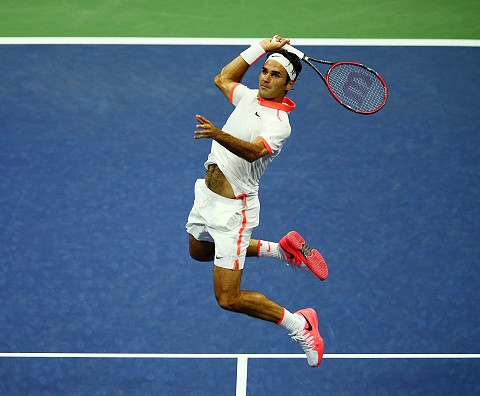 Federer returns to the top of world tennis