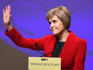 Nicola Sturgeon pierwszą kobietą-premierem w Szkocji