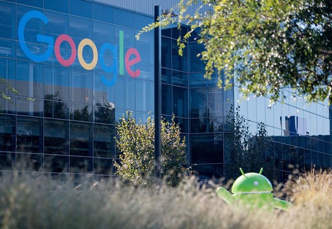 Google stawia warunki producentom smartfonów z Androidem