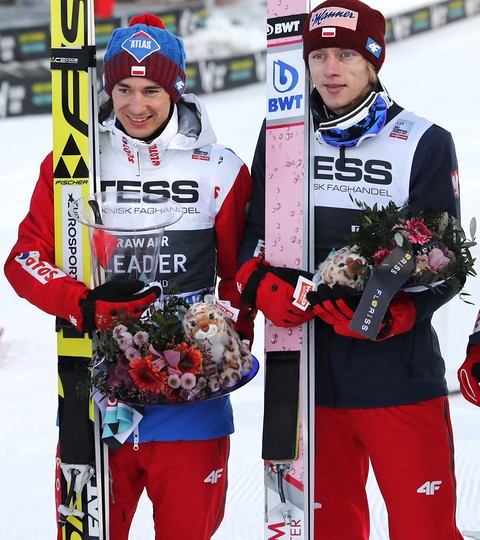 Kamil Stoch and Dawid Kubacki conducted a training for fans