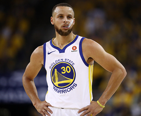 Warriors blow out Rockets in Game 3