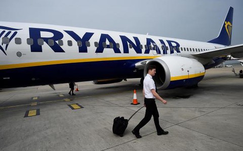 Ryanair may review its baggage policy