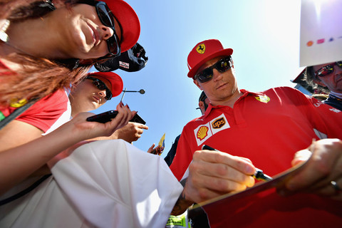 Formuła 1: Raikkonen chce zostać w Ferrari