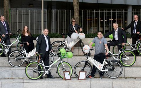 W Dublinie ruszyły nowe wypożyczalnie rowerów miejskich
