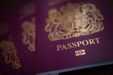 Brytyjska policja zabrała paszporty ponad 1,2 tys. chuliganom piłkarskim