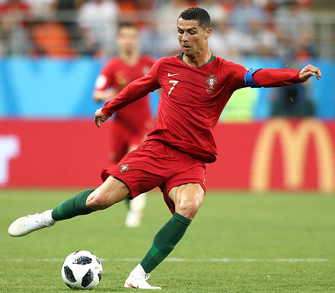 Ronaldo nie strzelił karnego, Portugalia remisuje i w bólach awansuje