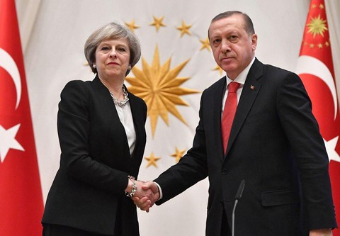 Theresa May pogratulowała Erdoganowi reelekcji