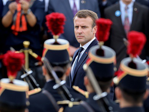 Francja przywraca służbę wojskową? 