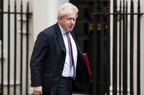 Boris Johnson resigns and tells PM she is suffocating Brexit 'dream'