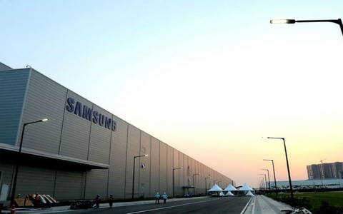 Samsung otworzył największą na świecie fabrykę telefonów komórkowych