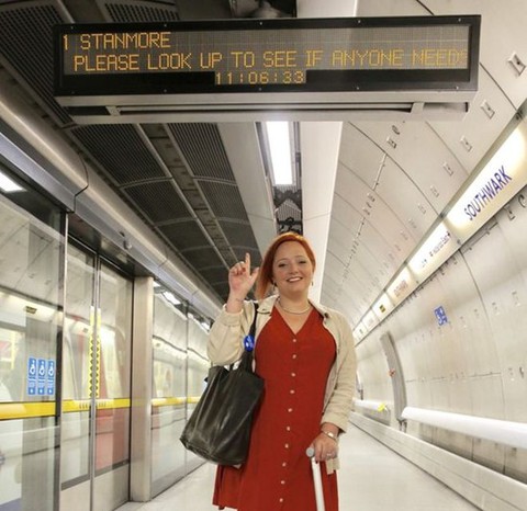 Londyn: Nowy komunikat w metrze. "Rozejrzyj się, czy ktoś nie potrzebuje miejsca"