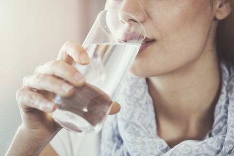 Czy woda przyspiesza metabolizm?